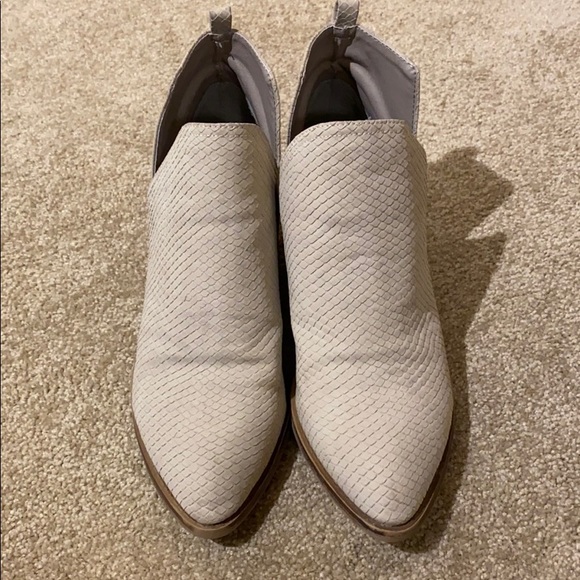 Booties - Picture 4 of 5